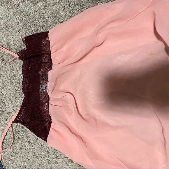 Chelsea lingerie size small - Picture 2 of 4